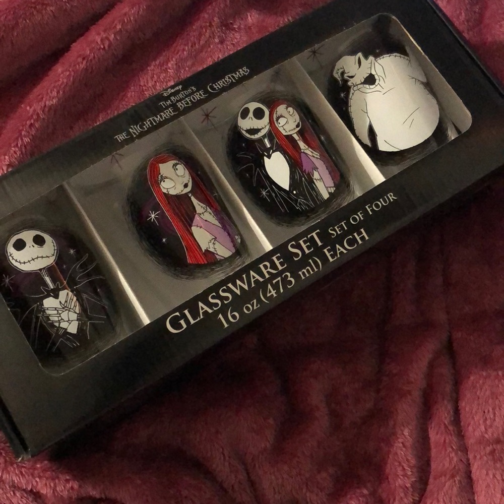 Nightmare Before Christmas Glassware Set